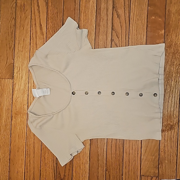 Three cotton tees/tops from H&M- medium - Picture 2 of 8